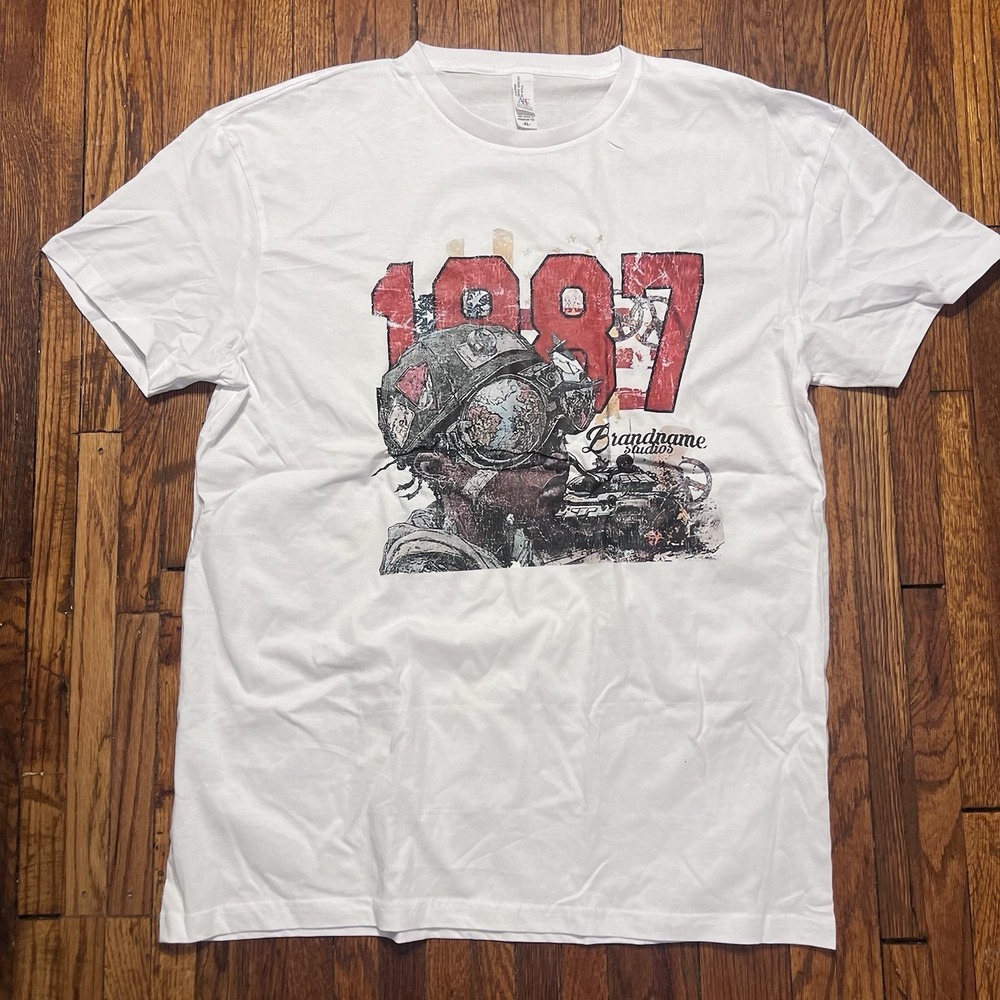 Brandname Studios 1987 Graphic T Shirt XL White Vintage Style Military Print Tee